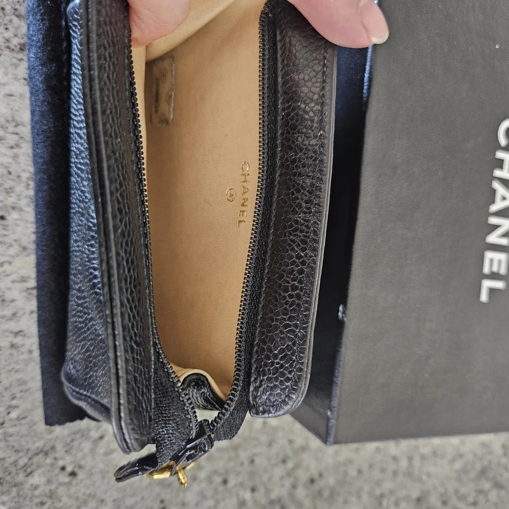 Chanel Black Leather W Zipper Small Wallet Pre Loved . Super Clean - Picture 5 of 11